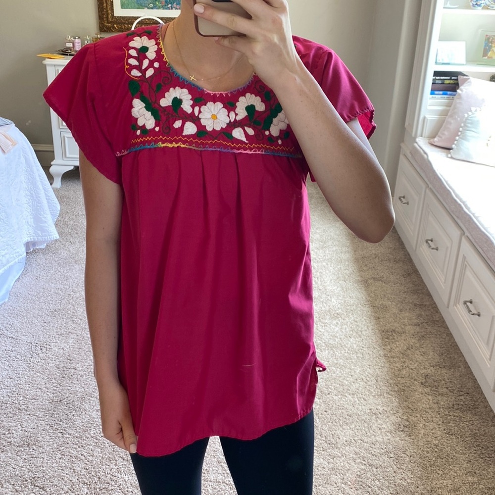 Women’s Embroidered Top